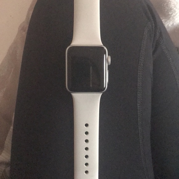 Apple Watch Series 3 main image 8